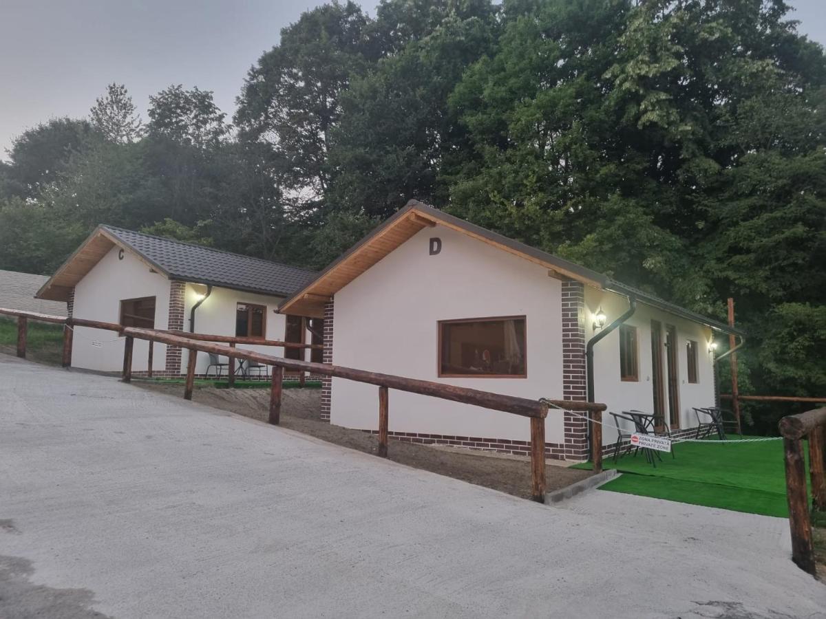 Popas Momaia Hotel Curtea De Arges Exterior photo
